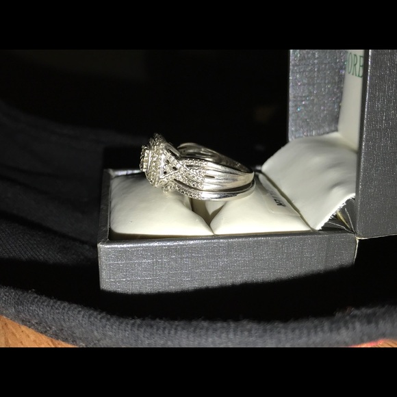 Wedding ring set - Picture 3 of 4